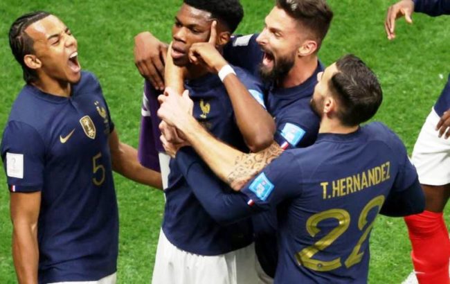 Aurelien Tchouameni merayakan golnya pada laga Inggris Vs Prancis di perempat final Piala Dunia 2022. (Foto: BBC)