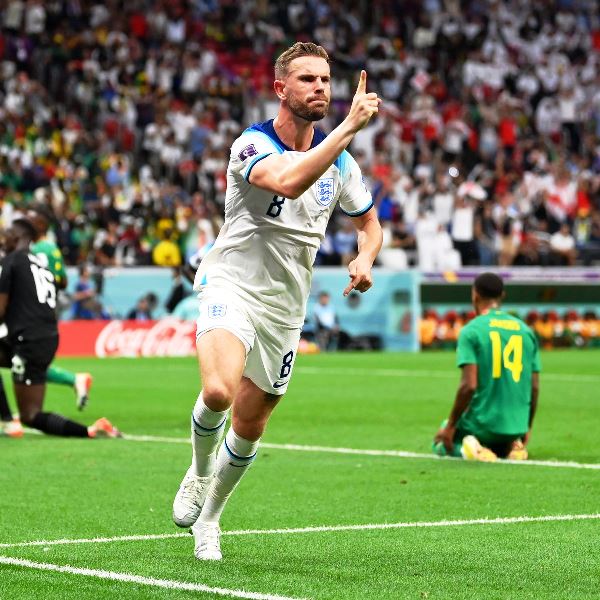 Jordan Henderson merayakan gol pada laga Inggris Vs Senegal di 16 besar Piala Dunia 2022. (Foto: dailyrecord)