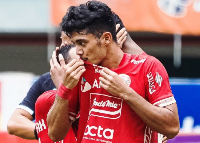 Aji Kusuma merayakan golnya di laga Persija Vs PSM dalam jadwal Liga 1 Rabu 25 Januari 2023. (Foto: Persija Jakarta)