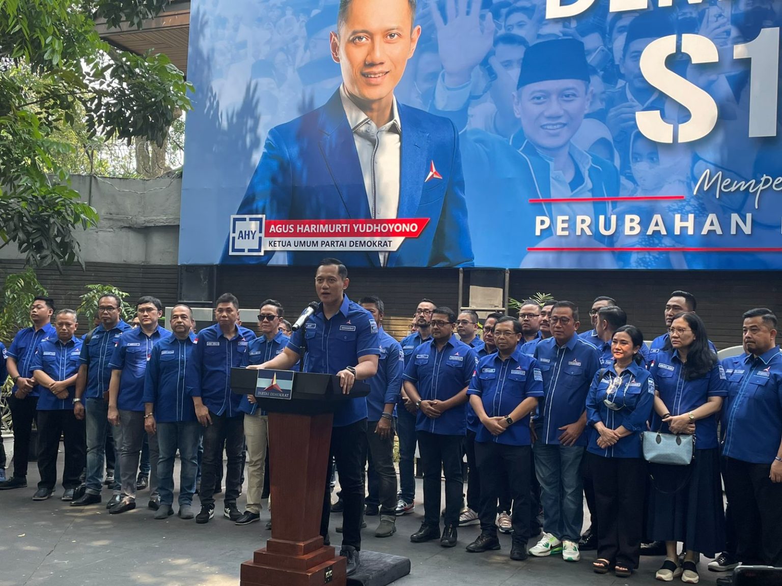 Ketua Umum Partai Demokrat AHY