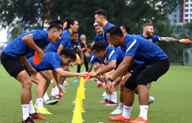 Timnas Malaysia melakukan latihan jelang hadapi Thailand pada leg pertama semifinal Piala AFF 2022. (Foto: FAM)