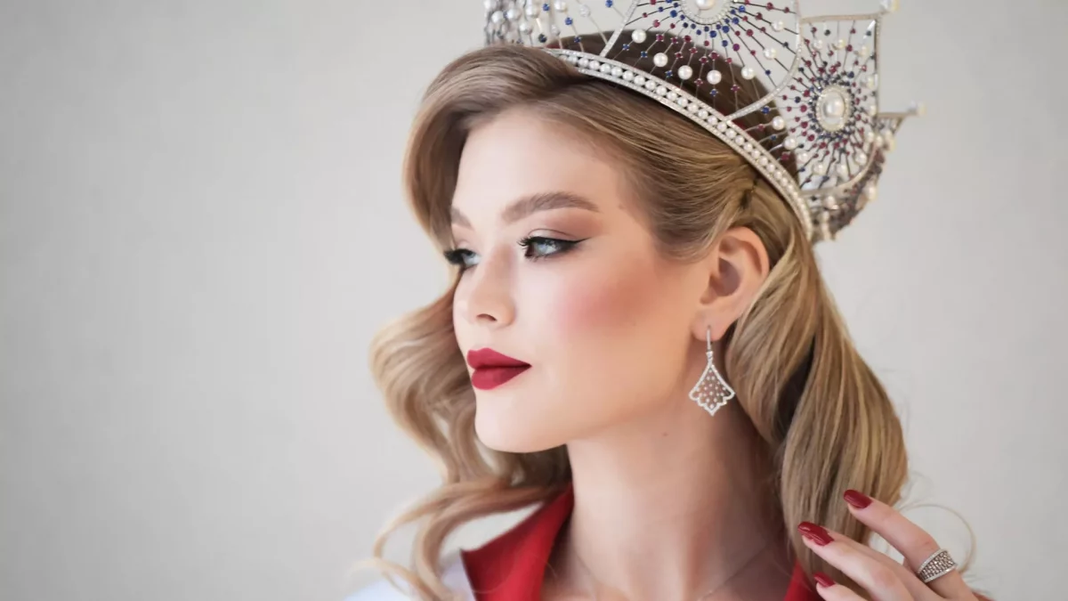 Anna Linnikova Miss Rusia 2022 yang ikut ajang Miss Universe