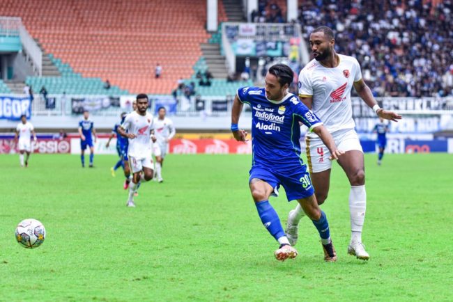 Hasil Persib vs PSM dan klasemen Liga 1 terbaru. (Foto: Persib Bandung)