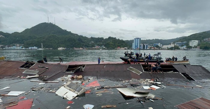 Gempa Di Papua Satu Restoran Rubuh Dan Seorang Tewas