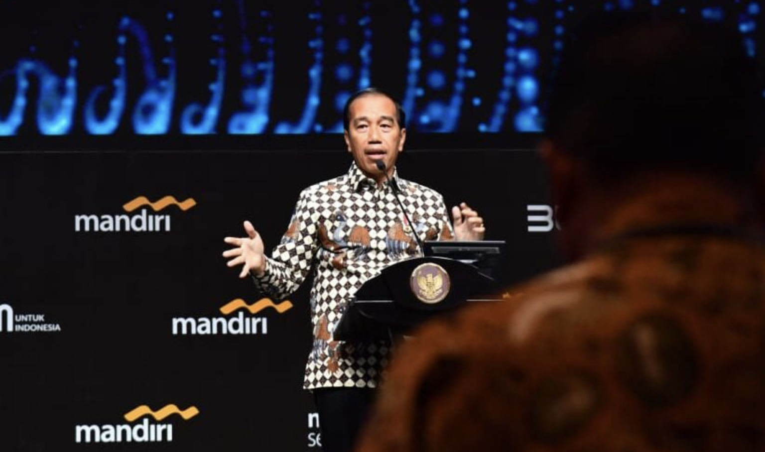 Presiden Joko Widodo menghadiri Mandiri Investment Forum (MIF) 2023, yang digelar di Hotel Fairmont, Jakarta, pada Rabu, 1 Februari 2023. Foto: BPMI Setpres/Rusman