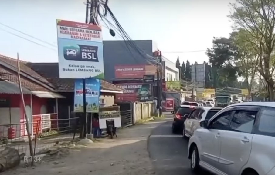 Menuju Lembang Macet Parah, One Way Diberlakukan | Konteks