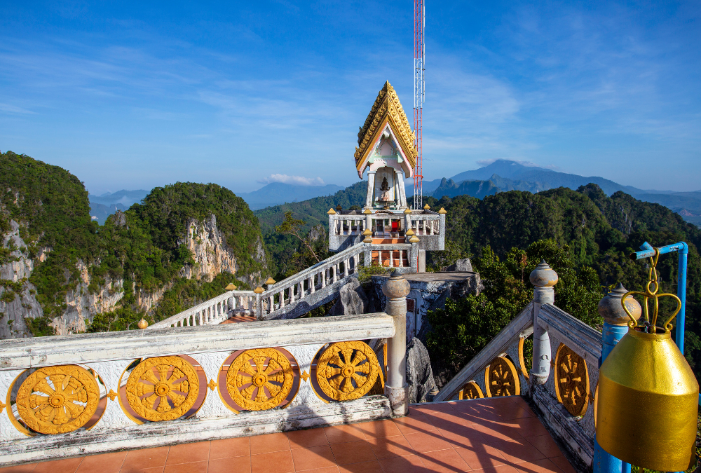 Wat Tham Sua