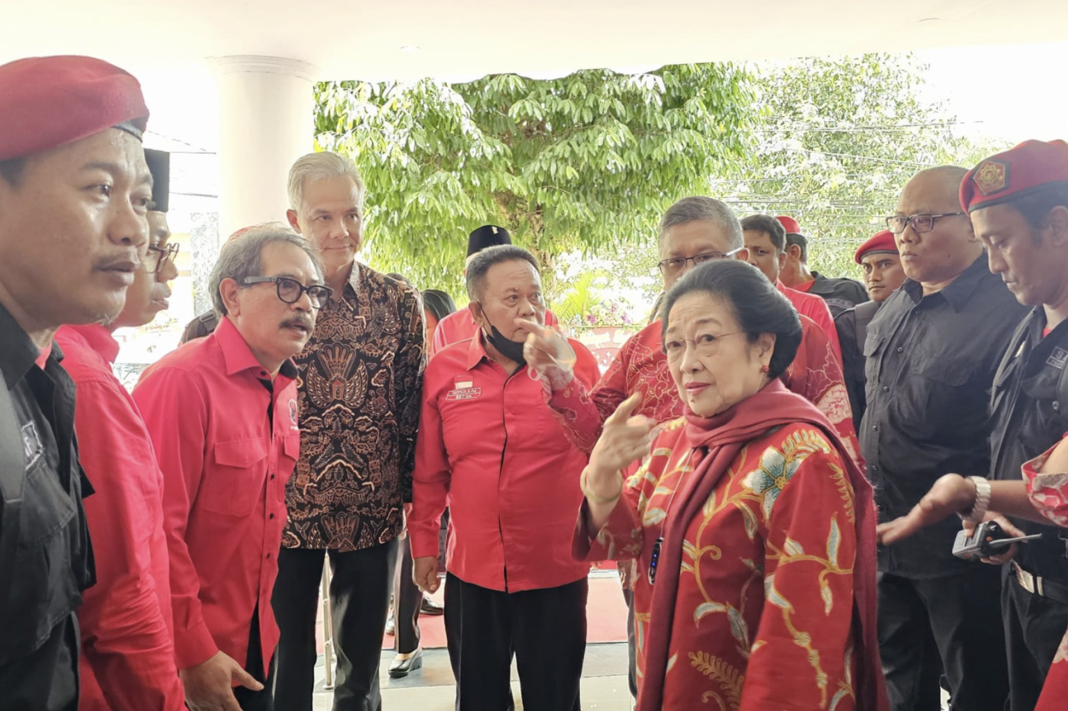 Ketua Umum PDI Perjuangan Megawati Soekarnoputri mendatangi Kantor DPP PDIP Provinsi Daerah Istimewa Yogyakarta (DIY) pada Selasa, 22 Agustus 2023.