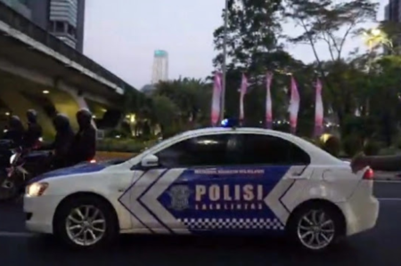 Viral mobil polisi tergesa-gesa menerobos rombongan delegasi Laos di KTT ASEAN