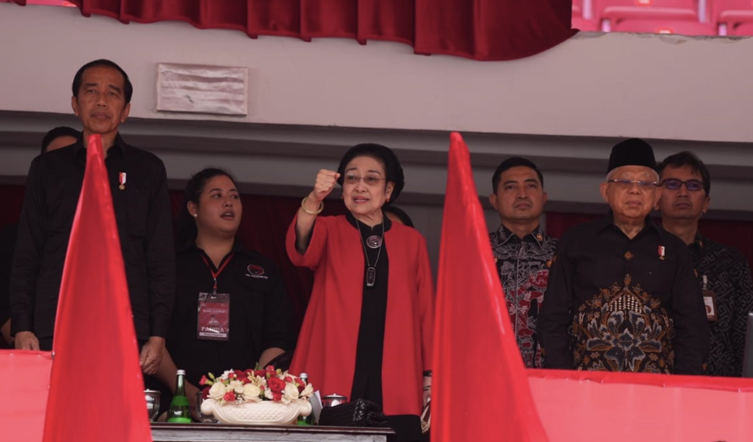 Ketum PDIP Megawati Soekarnoputri dan Presiden Joko Widodo.