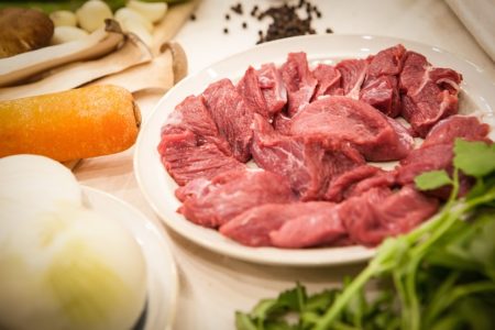 5 Makanan Enak dan Sehat yang Bisa Jadi Pendamping Olahan Daging