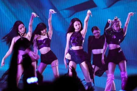 BLACKPINK: Konser BORN PINK, Meriah! Pencapaian Luar Biasa, Lebih Dari 1,8 Juta Penonton!