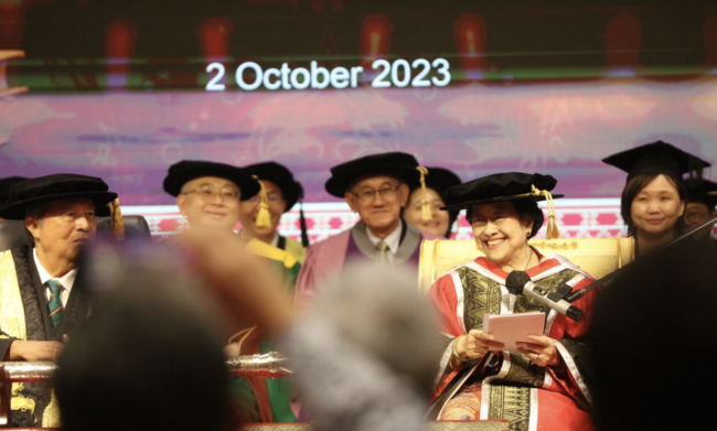 Megawati Soekarnoputri Terima Gelar Doktor Kehormatan dari Universitas Tunku Abdul Rahman (UTAR), Selangor, Malaysia, pada Senin, 2 Oktober 2023.