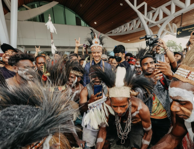 Ganjar Pranowo mengawalai kampanye di Kabupaten Merauke, Papua pada Selasa, 28 November 2023.