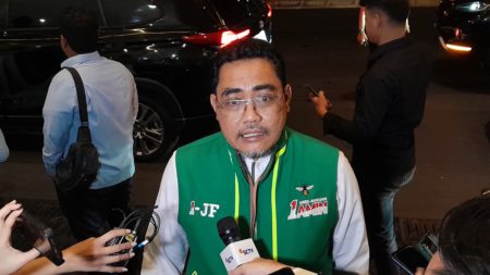 Jazilul ke Nusron Wahid: Si Gelap Mata, Mabuk Daratan