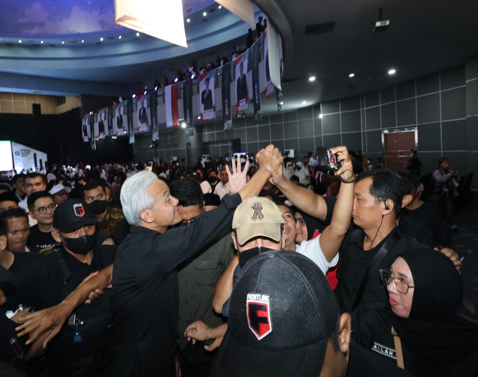 Barisan Pengusaha Nasional dan Lokal Bersatu Bertekad Menangkan Ganjar-Mahfud di Pilpres 2024.