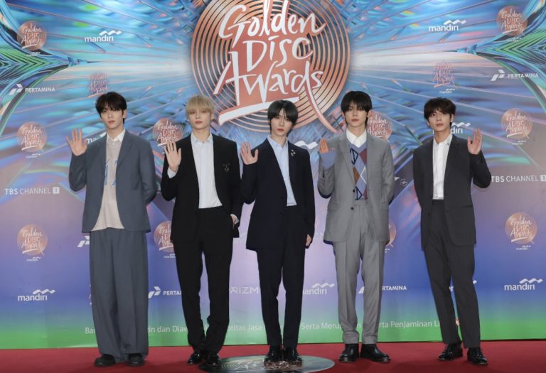 Daftar Pemenang Golden Disc Awards 2024 Di Jakarta, TXT Sebagai ...