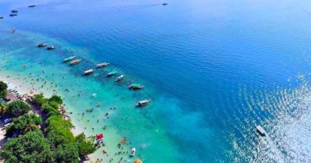 Wisata Pantai Mutun di Pesawaran Lampung