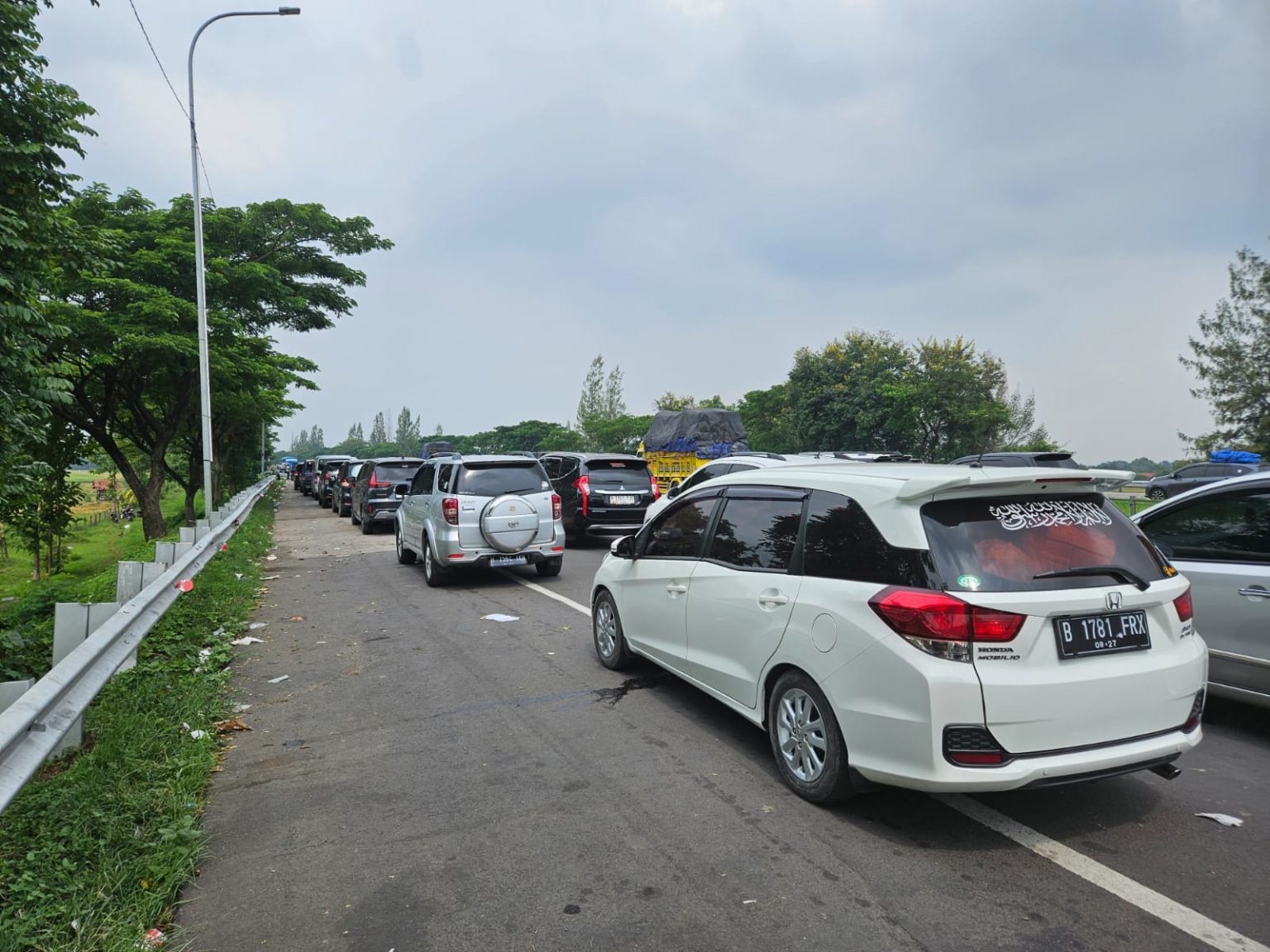 Polri Imbau Pemudik Tak Beristirahat di Bahu Jalan