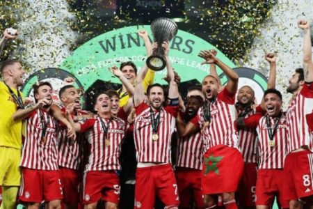 Olympiakos keluar sebagai juara UEFA Europa Conference League 2023-2024 setelah menang 1-0 atas Fiorentina