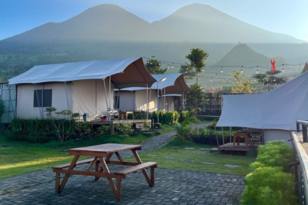 Menikmati pesona wonosobo di the heaven glamping and resto